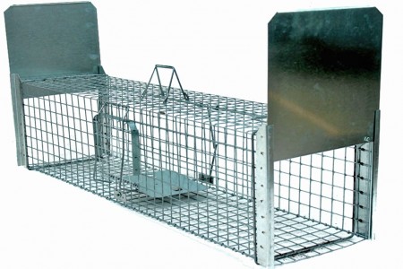 Medium felle for bla. rev, grevling og mårhund med to innganger. 120x34x34