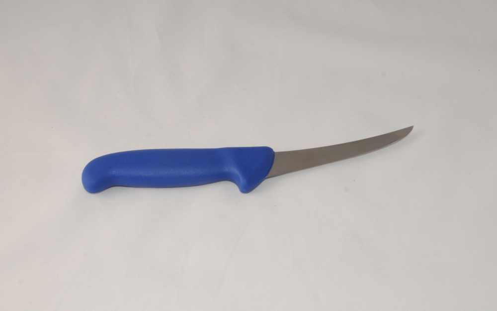Dick utbeiningskniv er perfekt for små og store slakterjobber. 